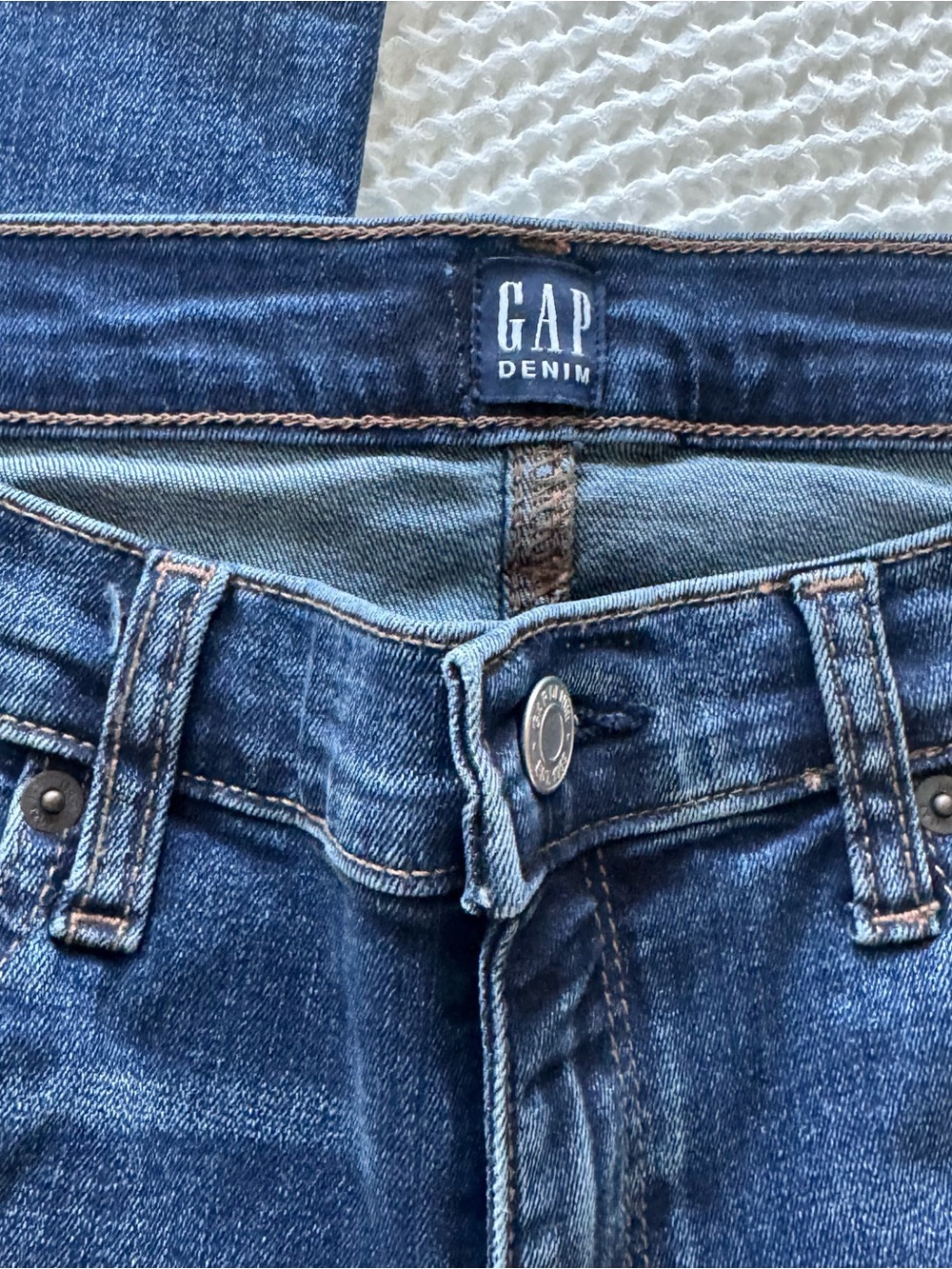 NWT GAP Perfect Boot Jeans Mid Rise Stretch Denim Size 31 Regular 12/31 R - Picture 13 of 13